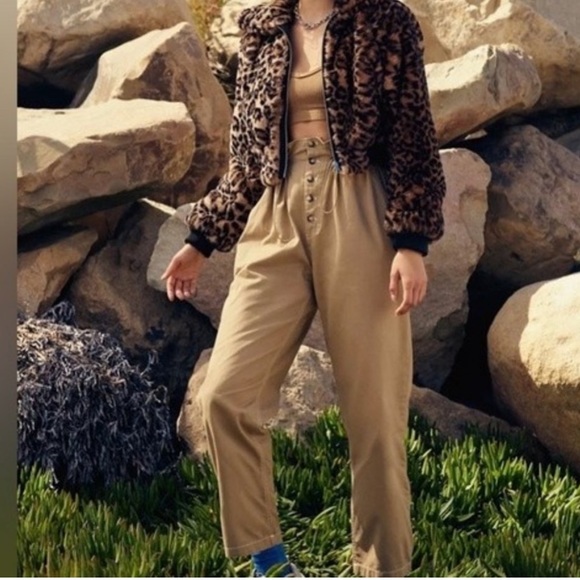 Urban Outfitters Terra High Rise Paper-Bag Waist Tapered Leg Pants - Picture 12 of 13